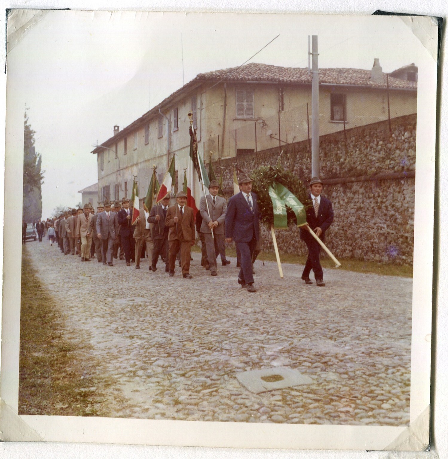 Lurago d\\\'Erba - Baita alpini - Inaugurazione - Corteo Lurago d\\\'Erba - Baita alpini - Inaugurazione - Corteo