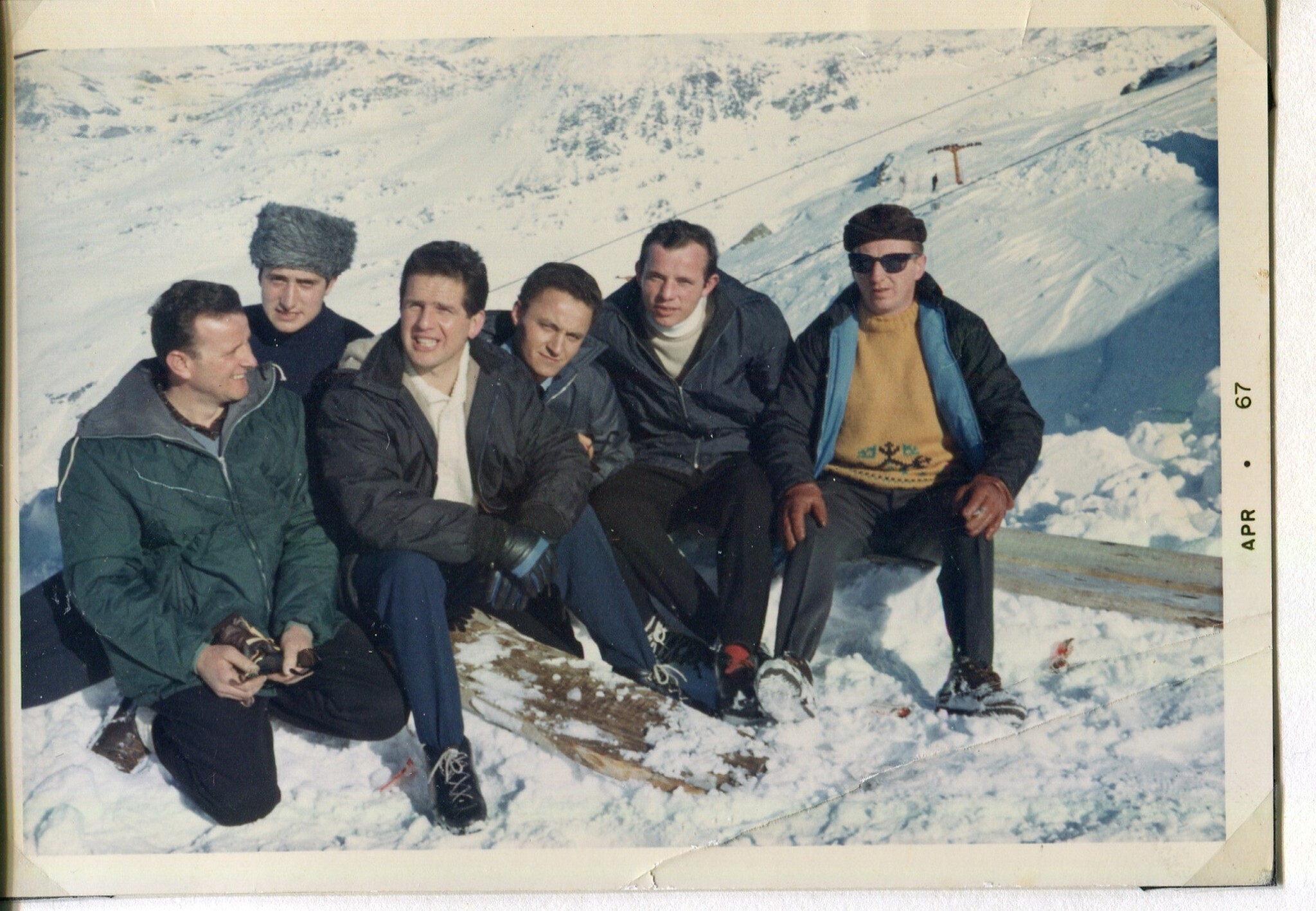 Ritratto di gruppo maschile - Madesimo - Loc. Groppera Ritratto di gruppo maschile - Madesimo - Loc. Groppera