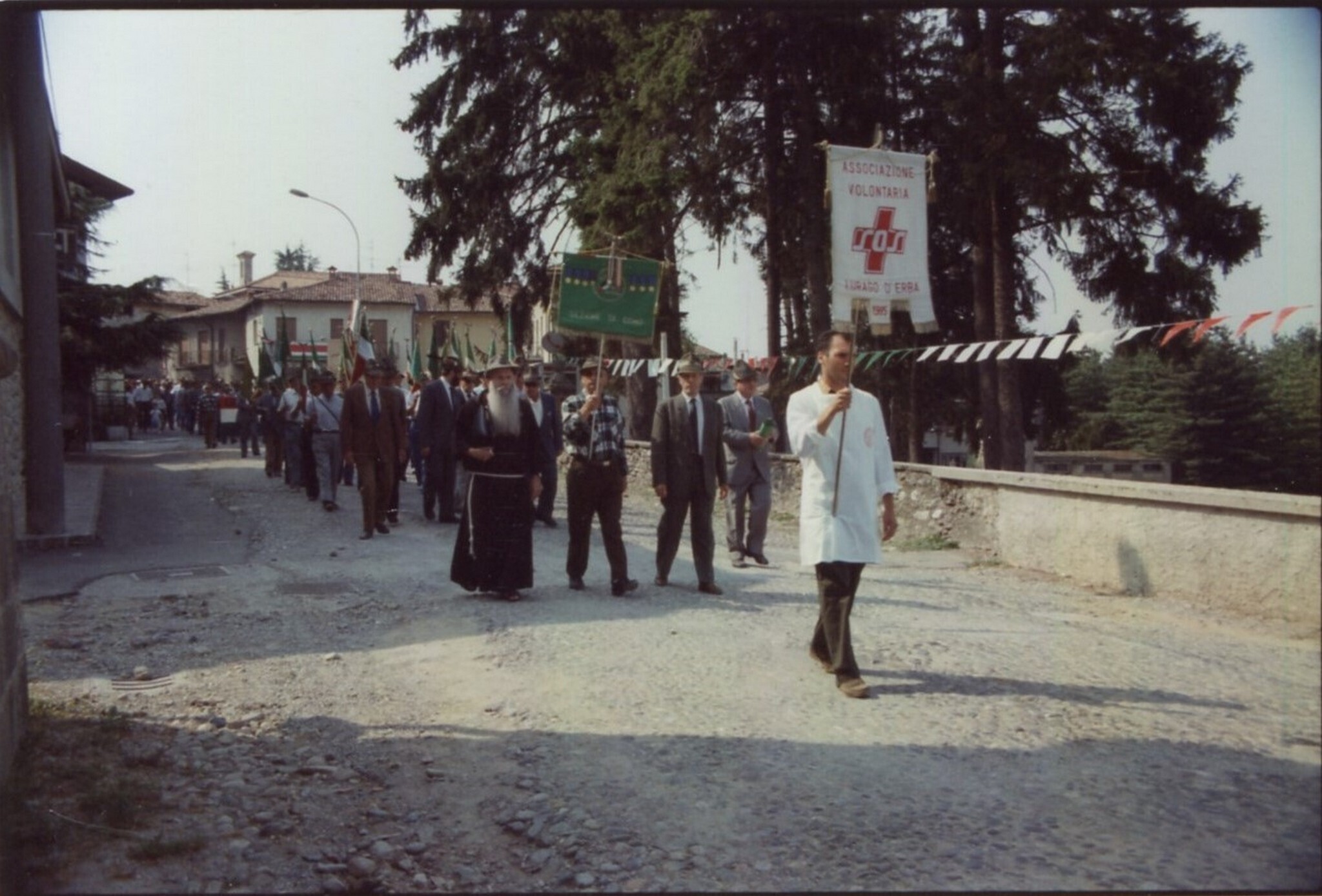 Celebrazione 60° di Fondazione Gruppo Alpini Lurago d\\\'Erba - Inaugurazione Monumento ai Caduti