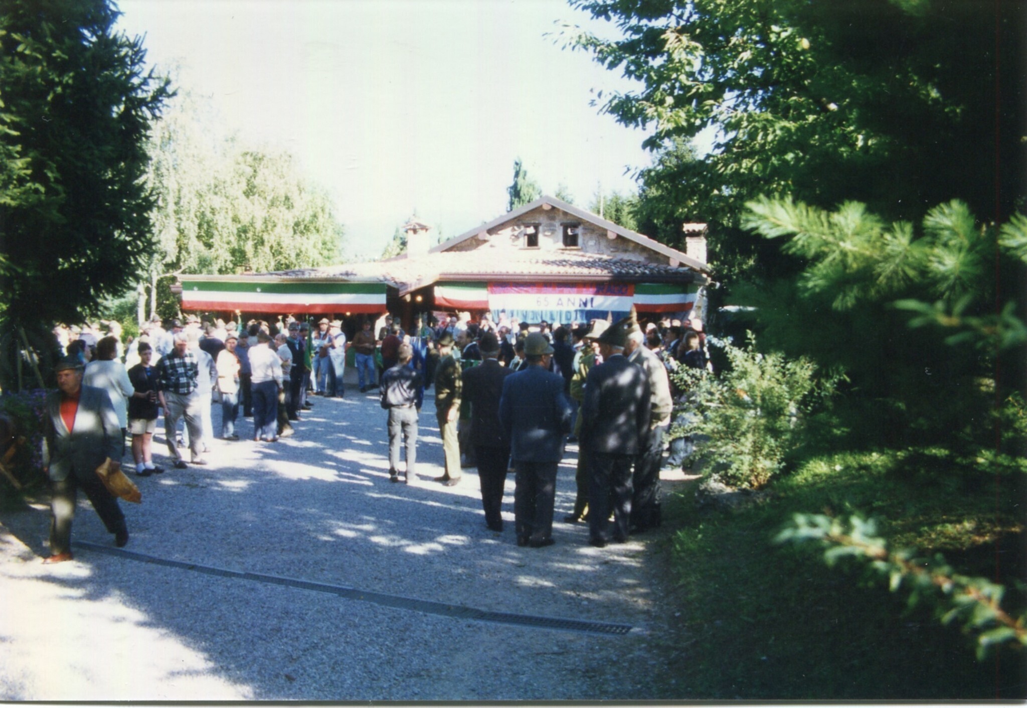 Celebrazione 65° di Fondazione Gruppo Alpini Lurago d\\\'Erba e celebrazione 25° anniversario costruzione baita Celebrazione 65° di Fondazione Gruppo Alpini Lurago d\\\'Erba e celebrazione 25° anniversario costruzione baita