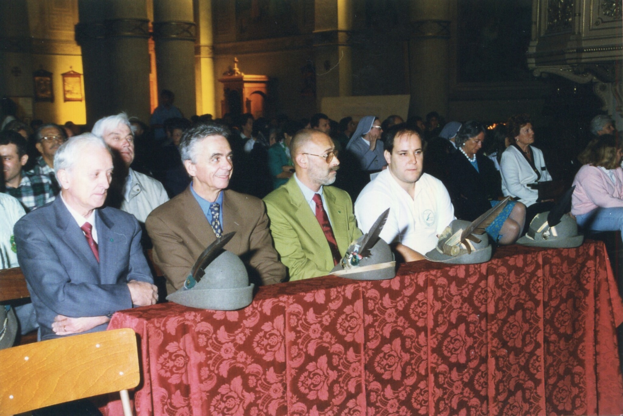 Celebrazione 65° di Fondazione Gruppo Alpini Lurago d\\\'Erba e celebrazione 25° anniversario costruzione baita - S. Messa Chiesa Prepositurale San Giova Celebrazione 65° di Fondazione Gruppo Alpini Lurago d\\\'Erba e celebrazione 25° anniversario costruzione baita - S. Messa Chiesa Prepositurale San Giova