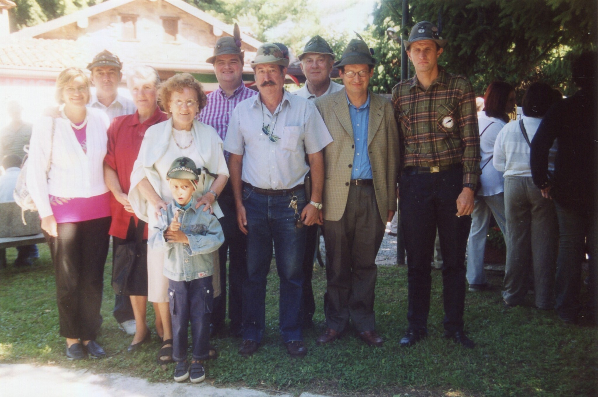 Celebrazione 70° di Fondazione Gruppo Alpini Lurago d\\\'Erba - Ritratto di gruppo