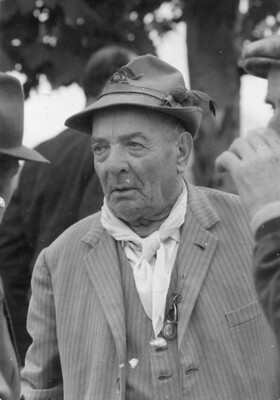 Ritratto maschile - Alpino 